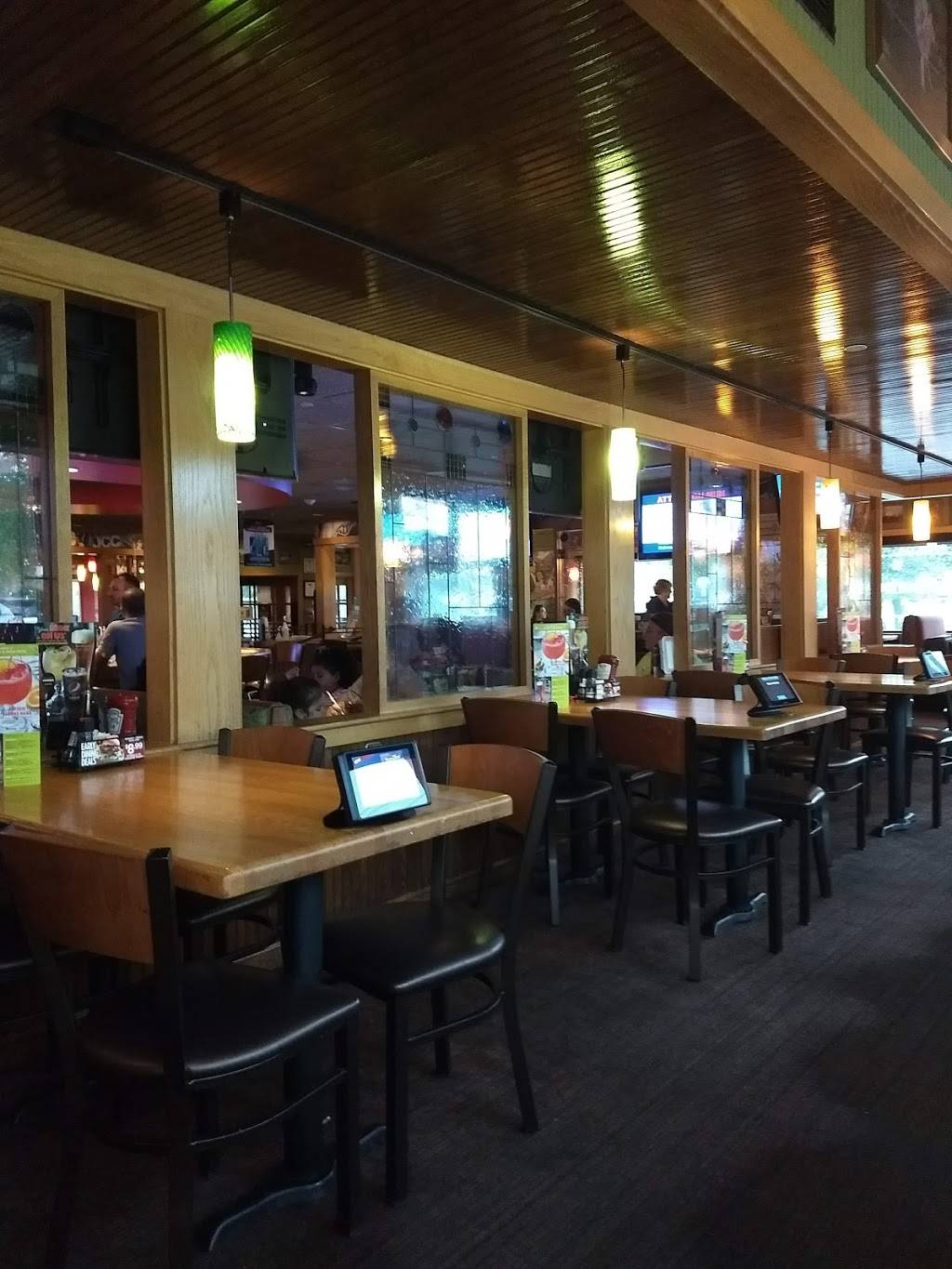 Applebees Grill + Bar | restaurant | 340 E Fairmount Ave, Lakewood, NY 14750, USA | 7167633500 OR +1 716-763-3500