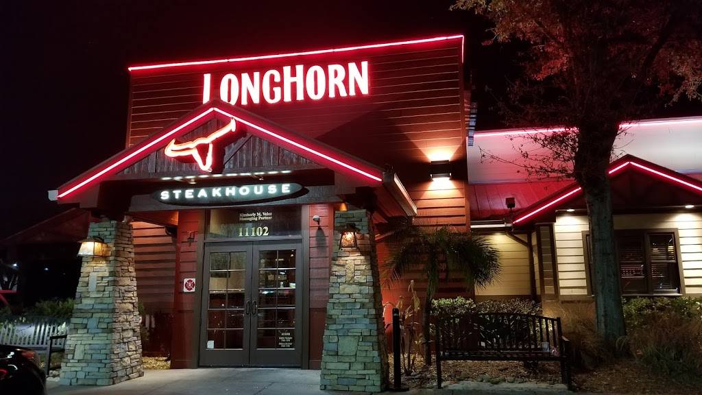 LongHorn Steakhouse | meal takeaway | 11102 Causeway Blvd, Brandon, FL 33511, USA | 8136539133 OR +1 813-653-9133