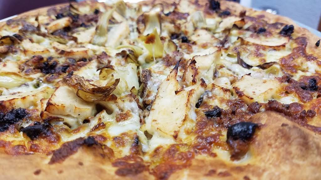 Strattons Pizzeria | restaurant | 330 S Lincoln Way, Galt, CA 95632, USA | 2092517590 OR +1 209-251-7590