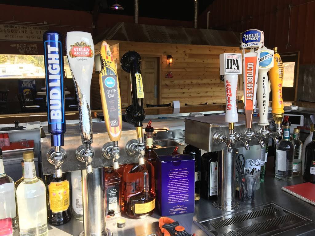 Smokey’s Grille | restaurant | 22392 255th St, Delhi, IA 52223, USA | 5639222076 OR +1 563-922-2076