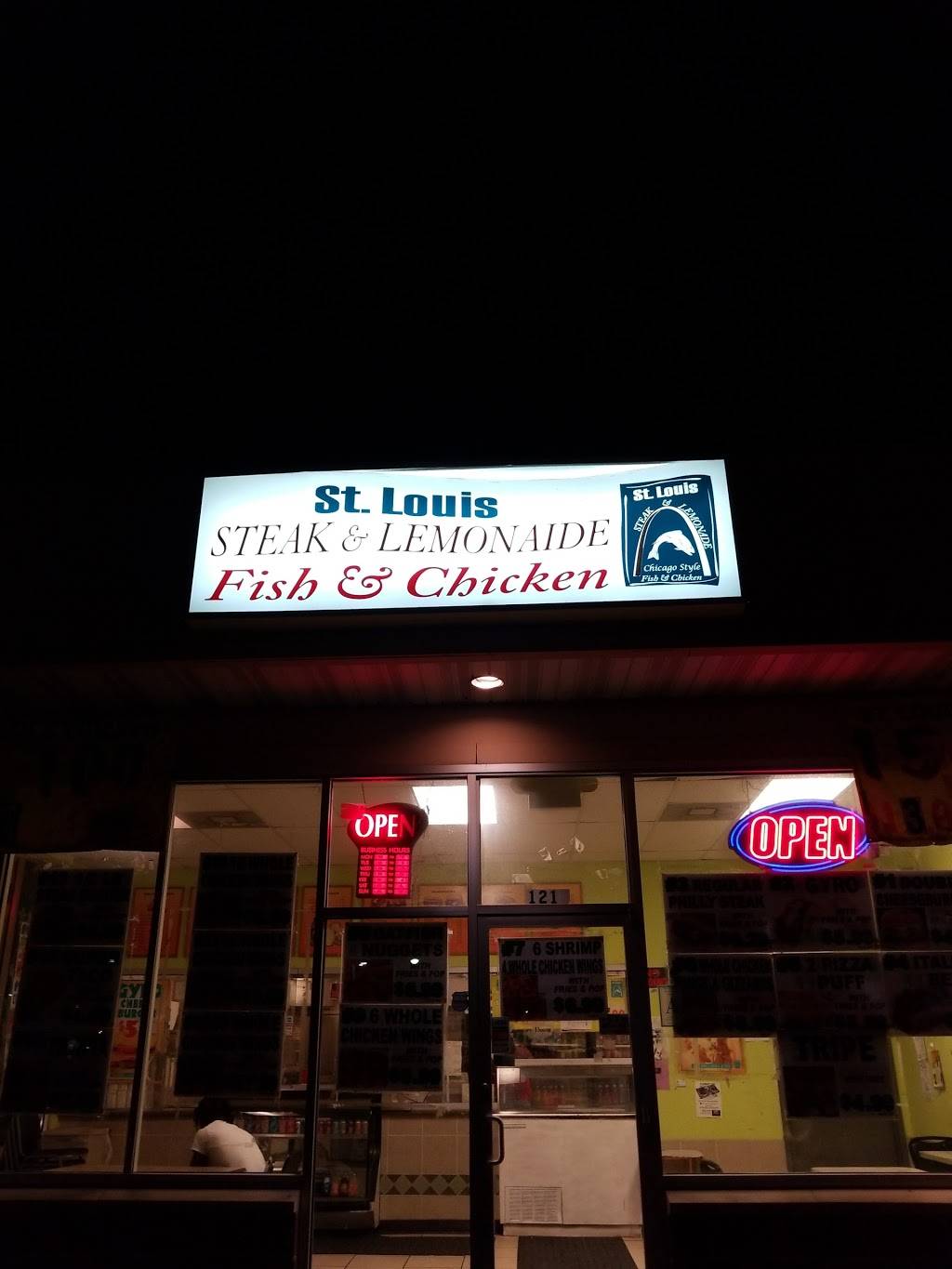 St Louis Fish & Chicken | restaurant | 1213 Kingshighway, Washington Park, IL 62204, USA | 6188748220 OR +1 618-874-8220