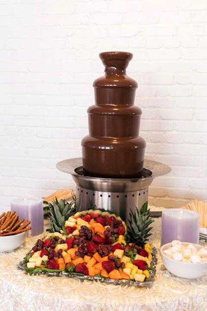 Laurendas Family Restaurant & Catering | bakery | 300 S Line St, Greer, SC 29651, USA | 8648483012 OR +1 864-848-3012