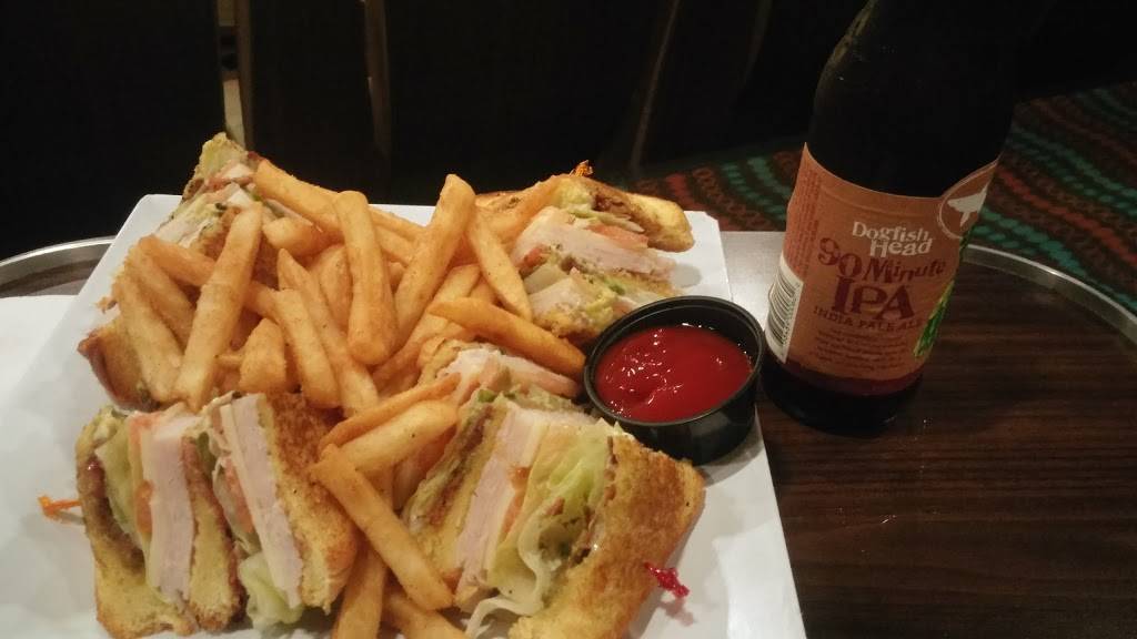 Ovation 10 Bloomington | restaurant | 415 Detroit Dr, Bloomington, IL 61704, USA | 3096612452 OR +1 309-661-2452