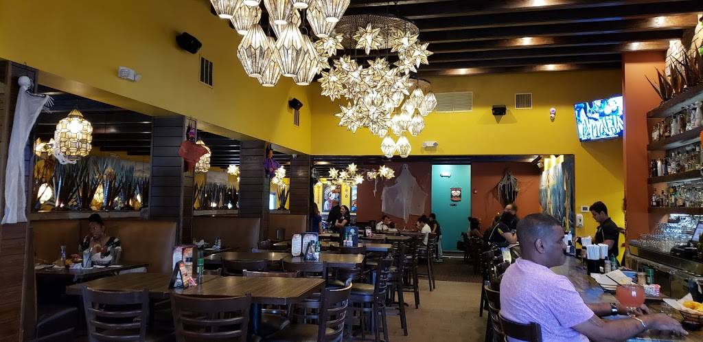 Azteca dOro West Colonial | restaurant | 7320 W Colonial Dr, Orlando, FL 32818, USA | 4072709687 OR +1 407-270-9687
