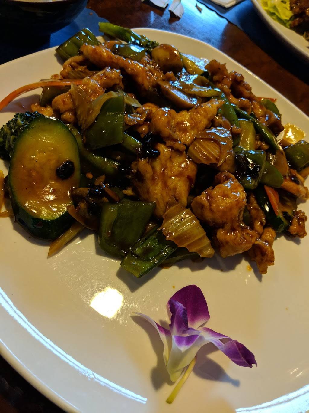 Yummy House | restaurant | 1715 Haggerty Hwy, Commerce Charter Twp, MI 48390, USA | 2486696795 OR +1 248-669-6795