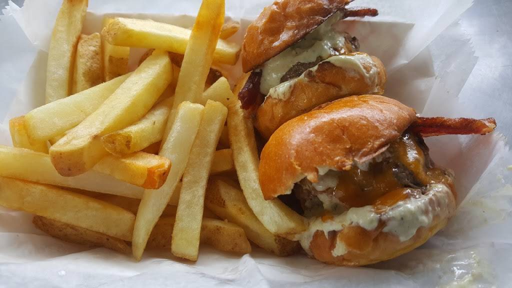 Shebas Wicked Kitchen | restaurant | 822 Kennedy Memorial Dr, Oakland, ME 04963, USA | 2074656356 OR +1 207-465-6356