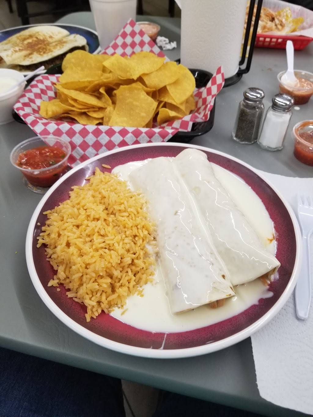 chips and cheese | restaurant | 105 B Little Mountain Rd, Wellford, SC 29385, USA | 8643365008 OR +1 864-336-5008