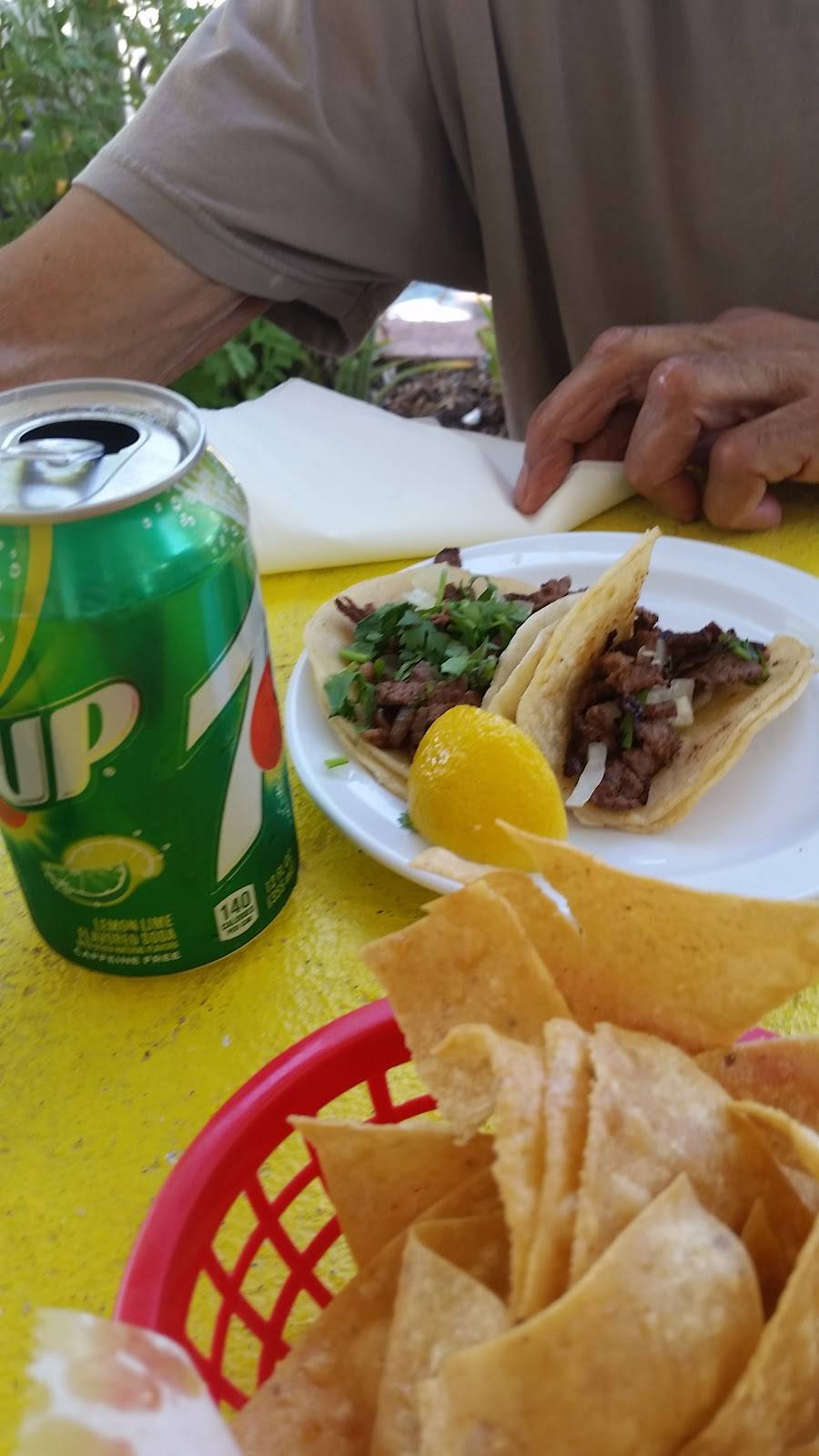 Abuelas Kitchen | restaurant | 1503 Lakeshore Dr, Lake Elsinore, CA 92530, USA | 9513141629 OR +1 951-314-1629