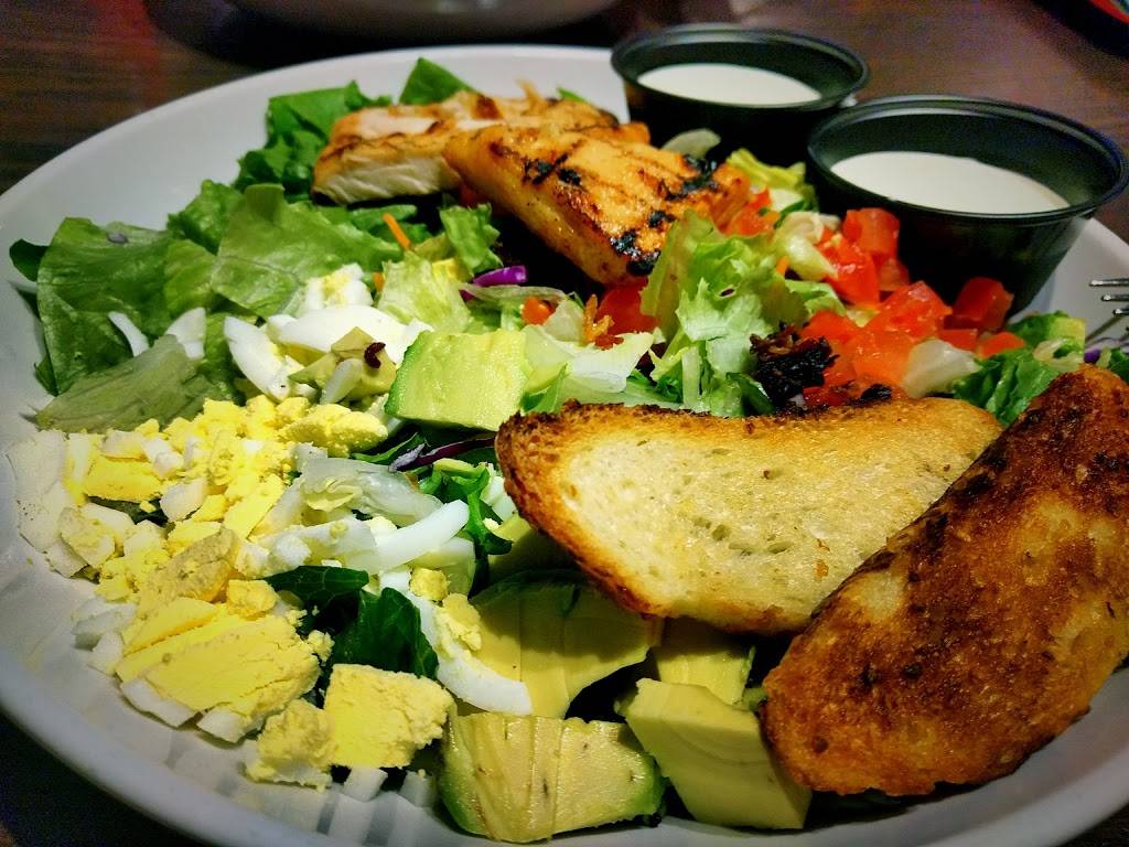 Red Robin Gourmet Burgers and Brews | restaurant | 10214 N Metro Pkwy E W, Phoenix, AZ 85051, USA | 4804486734 OR +1 480-448-6734