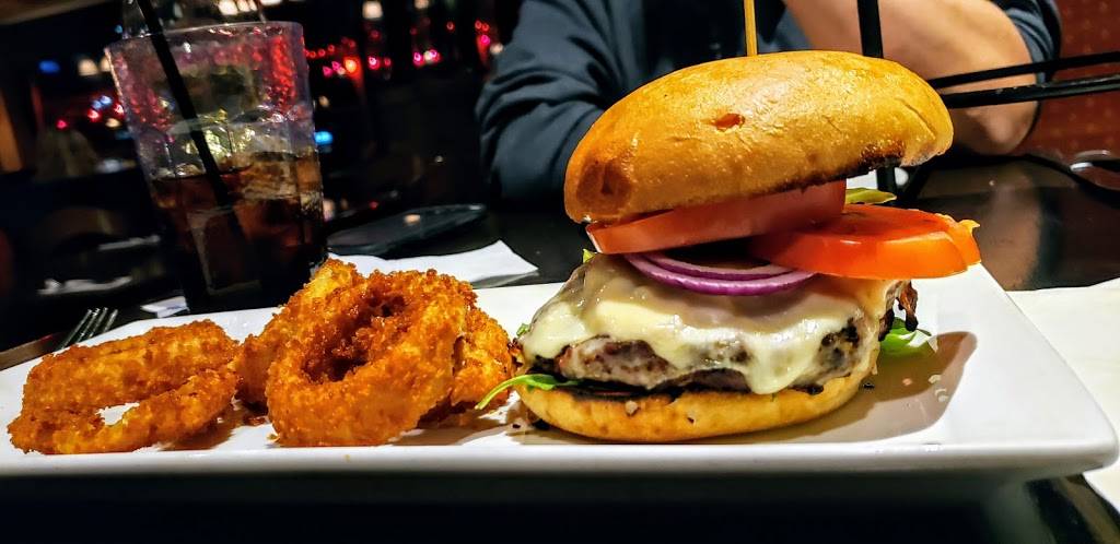 CJs Tap and Grill | restaurant | 9, 1 Strathy Rd, Cobourg, ON K9A 5J6, Canada | 9053729784 OR +1 905-372-9784