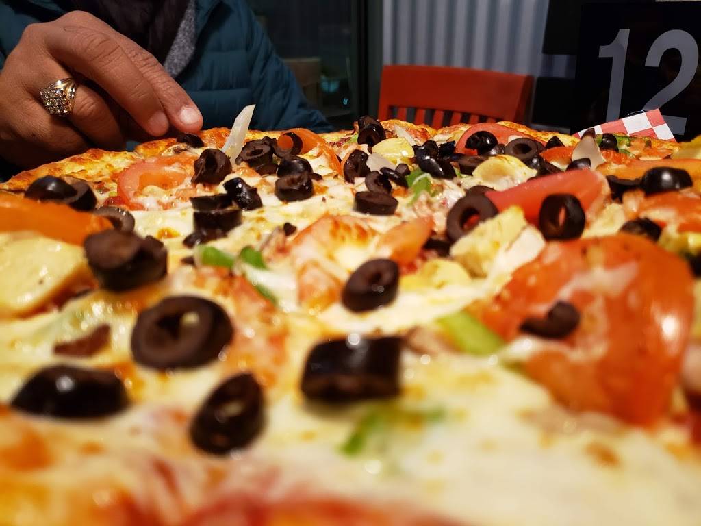 Blue Dog Gourmet Pizza | restaurant | Raley’s Village Center, 4000 Lake Tahoe Blvd A1, South Lake Tahoe, CA 96150, USA | 5305410813 OR +1 530-541-0813