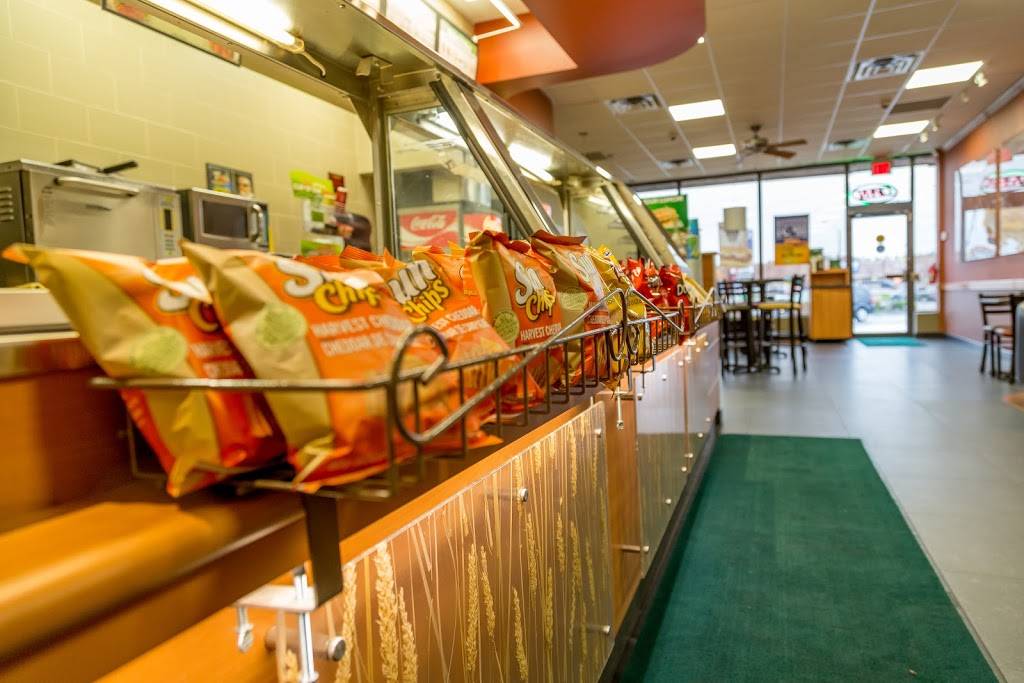 Subway | restaurant | 650 Woodlawn Rd W, Guelph, ON N1K 1B8, Canada | 5198265995 OR +1 519-826-5995
