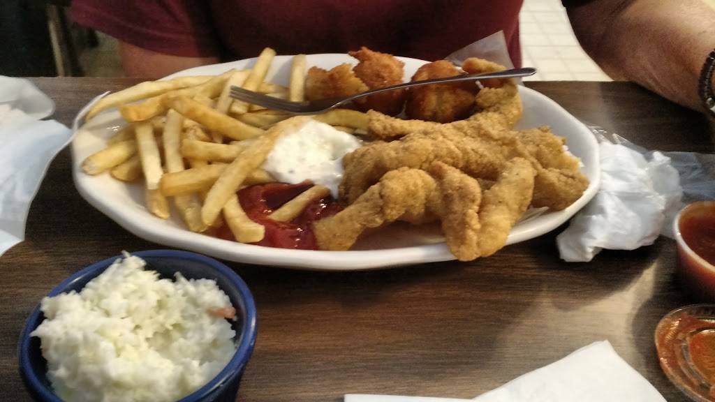 Prestons Restaurant | restaurant | 2575 US-43S, Leoma, TN 38468, USA | 9318524327 OR +1 931-852-4327