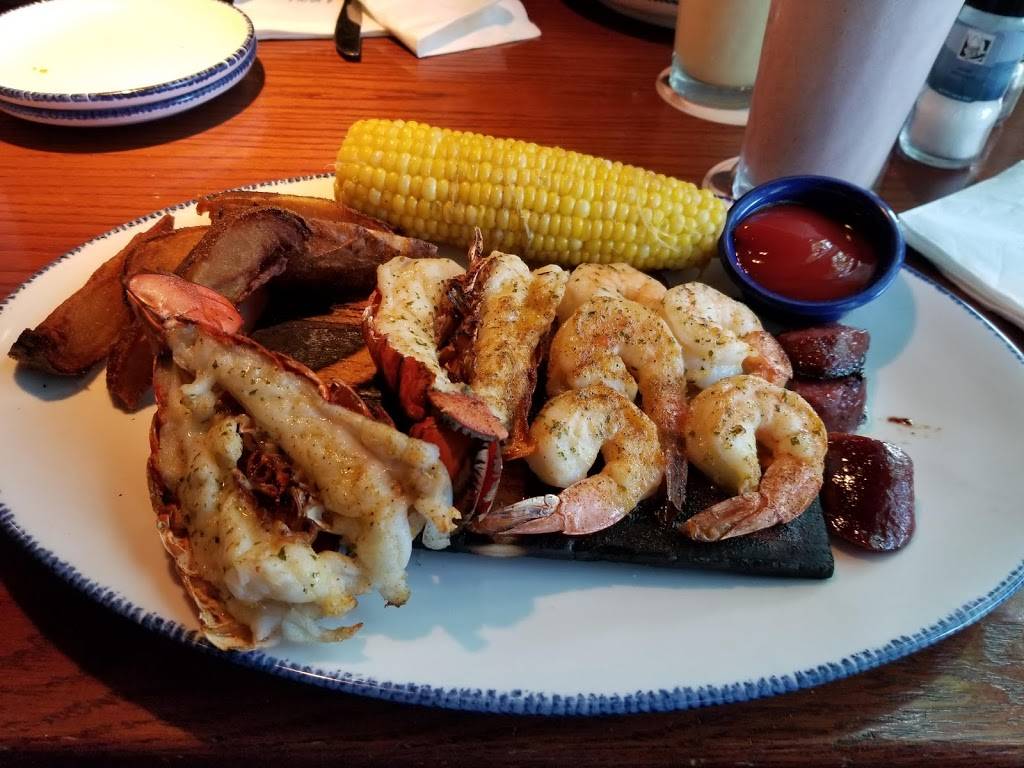 Red Lobster | restaurant | 1805 Walnut St, Cary, NC 27518, USA | 9198516806 OR +1 919-851-6806