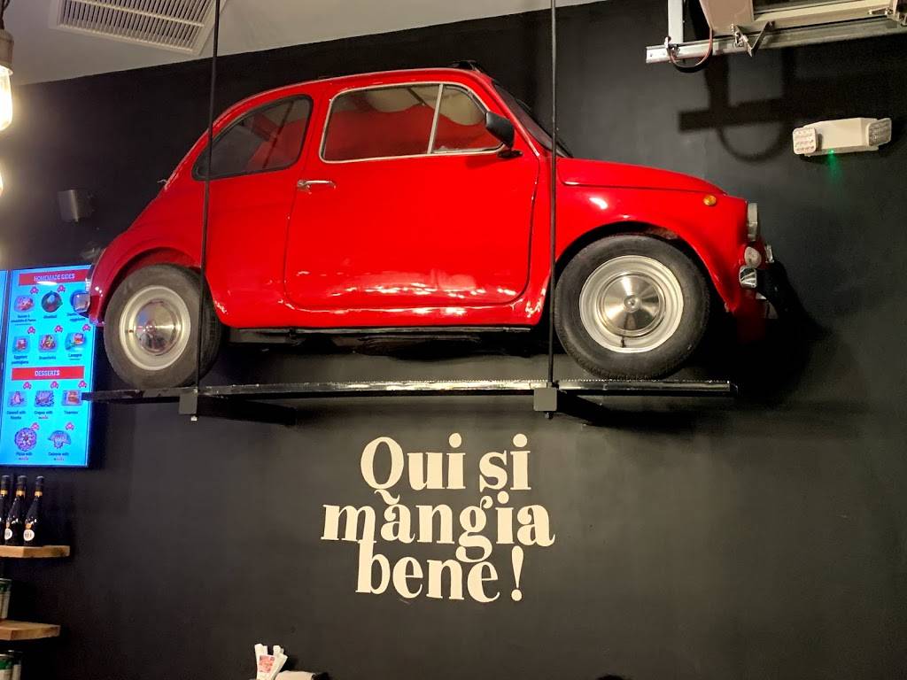 Pummarola The Falls " Pizzeria Napoletana " | restaurant | 8888 SW 136th St Unit 507, Miami, FL 33176, USA | 7862503346 OR +1 786-250-3346