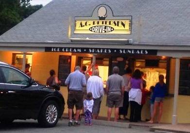 A.C. Petersen at Hallmark | restaurant | 113 Shore Rd, Old Lyme, CT 06371, USA | 8605989680 OR +1 860-598-9680