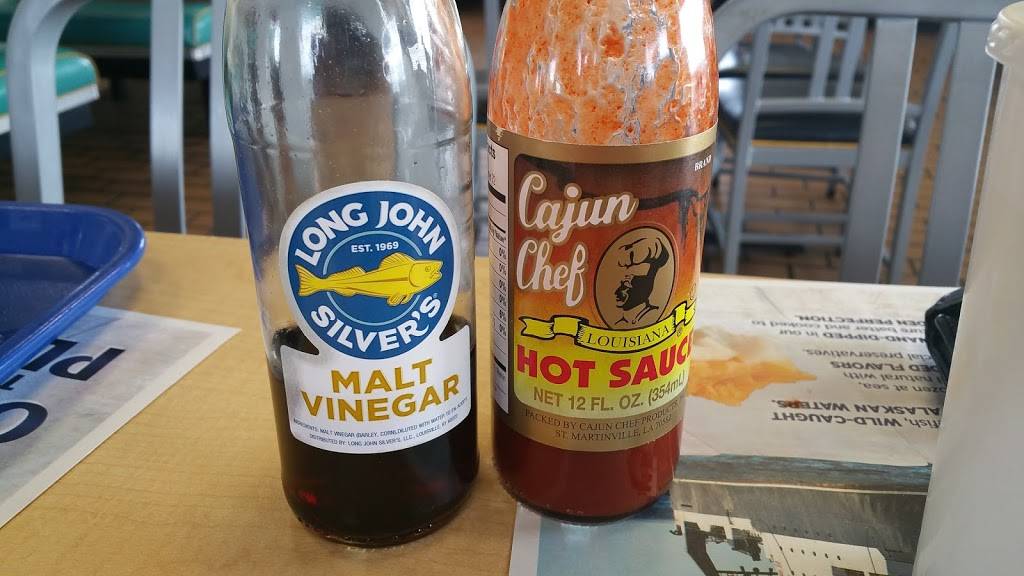 Long John Silvers | restaurant | 1000 Green Blvd, Aurora, IN 47001, USA | 8129263444 OR +1 812-926-3444