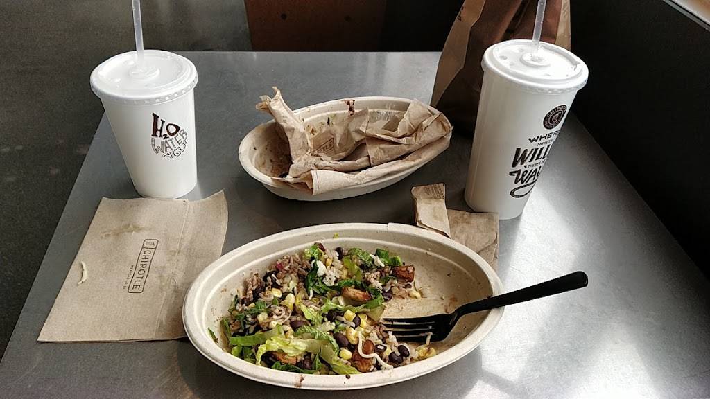 Chipotle Mexican Grill | restaurant | 2990 E, Capitol Expy Ste 40, San Jose, CA 95148, USA | 4083005114 OR +1 408-300-5114