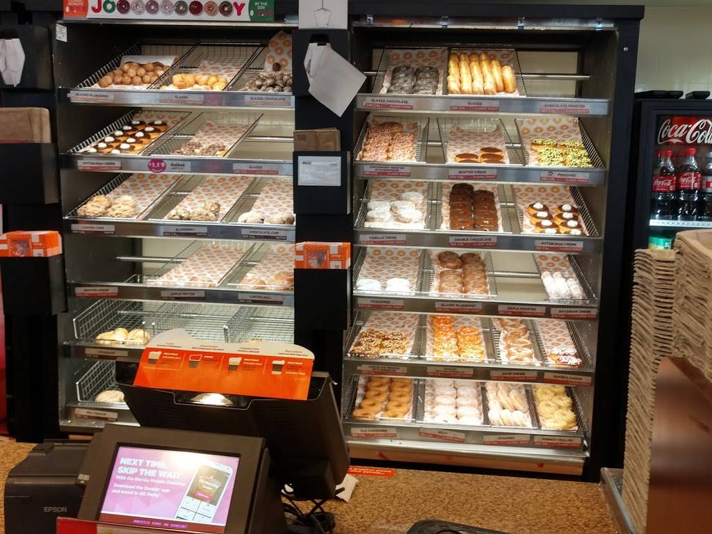 Dunkin | bakery | 6524 US-30, Jeannette, PA 15644, USA | 7245225124 OR +1 724-522-5124
