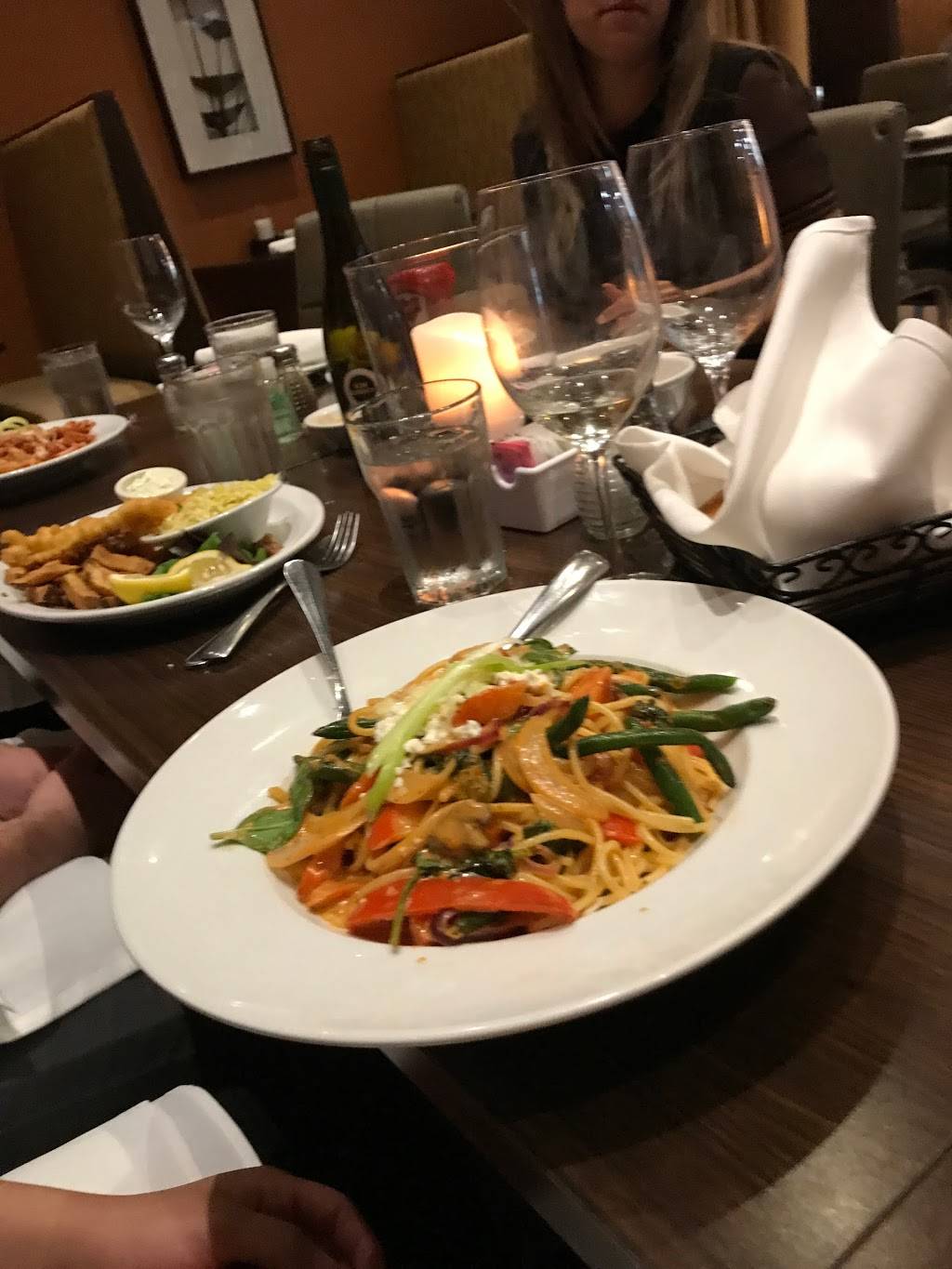 L.A. Town Grill | restaurant | 5975 Malden Rd #5, Windsor, ON N9H 1S7, Canada | 5192508383 OR +1 519-250-8383