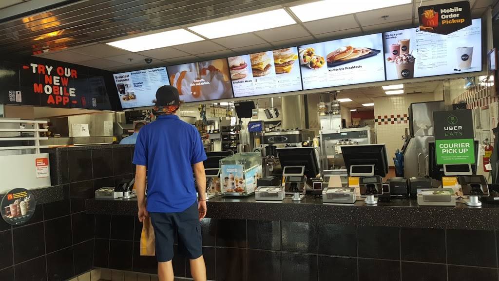 McDonalds | cafe | 9140 E Talking Stick Way, Scottsdale, AZ 85256, USA | 4804430080 OR +1 480-443-0080