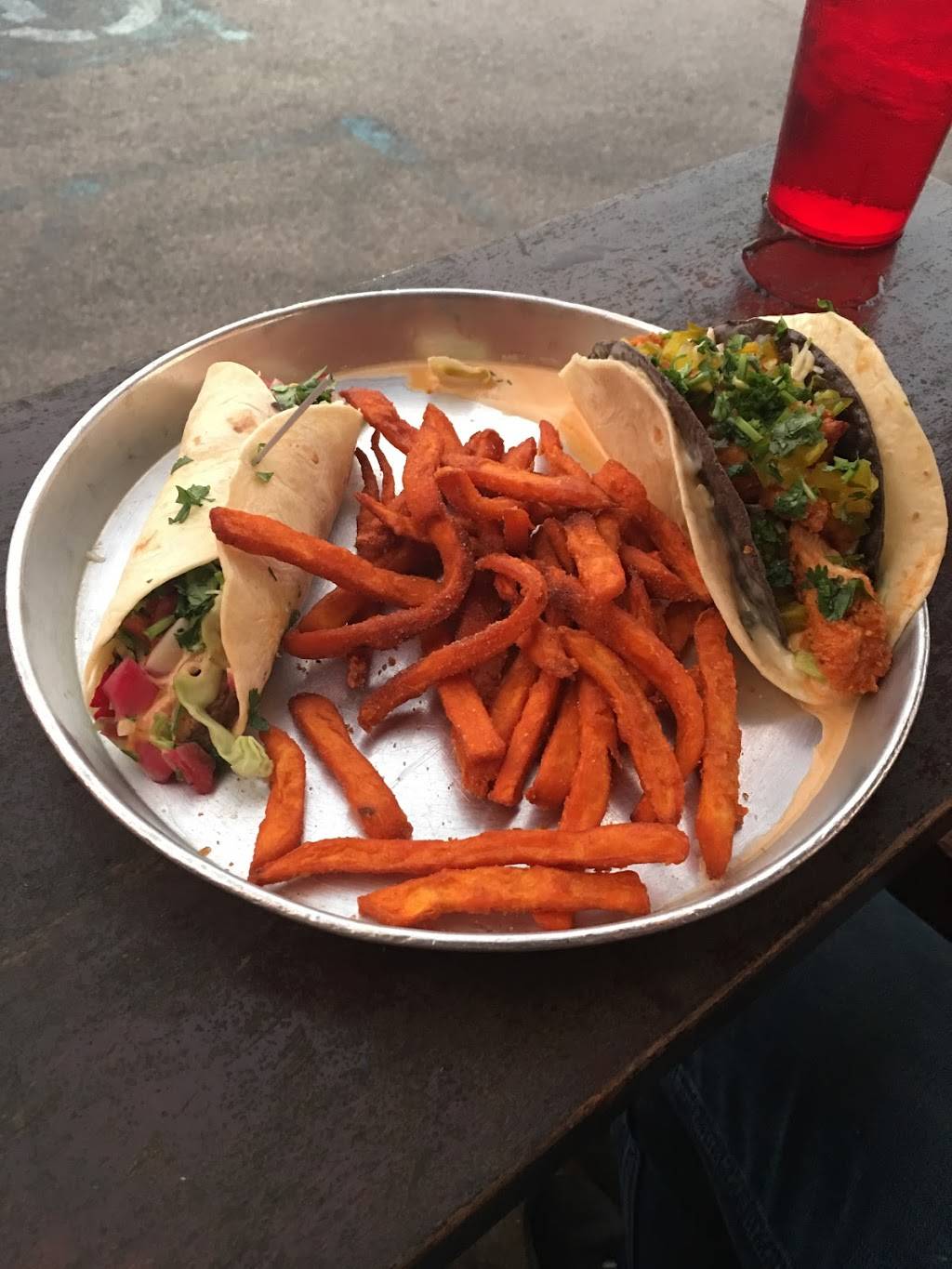 Taco Mamacita | restaurant | 109 N Market St, Chattanooga, TN 37405, USA | 4236486262 OR +1 423-648-6262