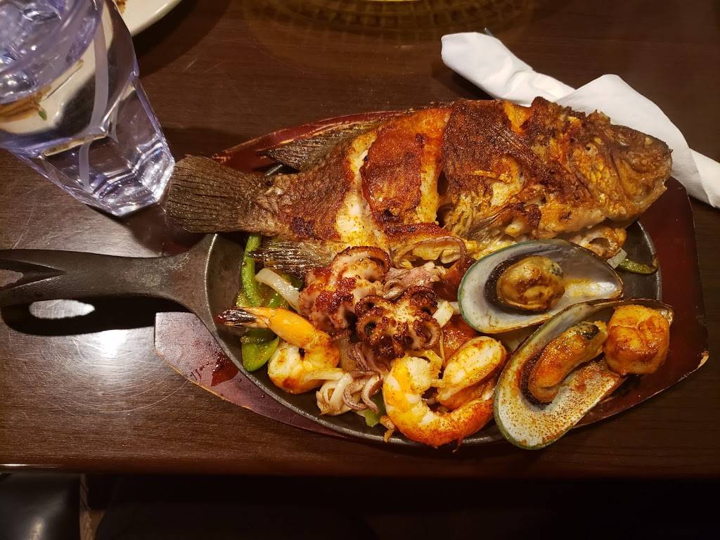 Ostioneria Michoacan | restaurant | 7787 Sudley Rd #14, Manassas, VA 20109, USA | 5717193160 OR +1 571-719-3160