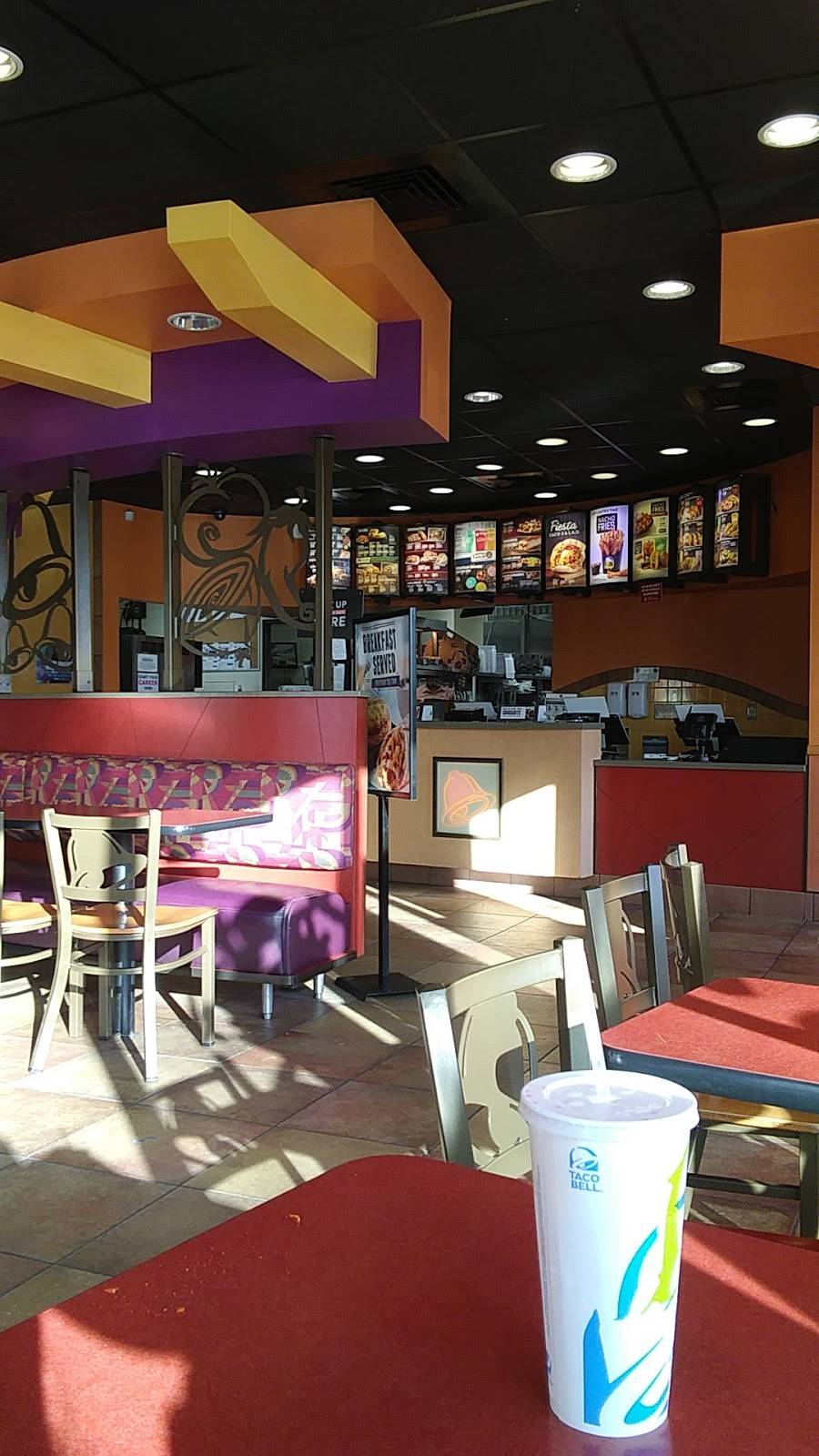 Taco Bell | meal takeaway | 14 Green Valley Rd, Freedom, CA 95019, USA | 8317613991 OR +1 831-761-3991