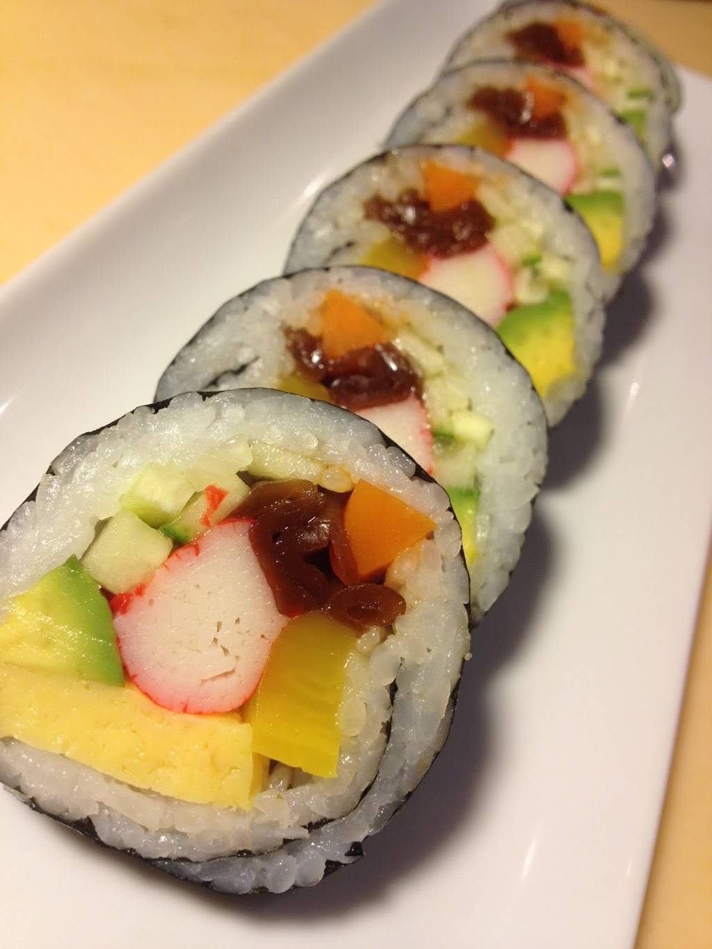 MAKI SUSHI BAR & GRILL | restaurant | 43 Main St, Peabody, MA 01960, USA | 9788545426 OR +1 978-854-5426