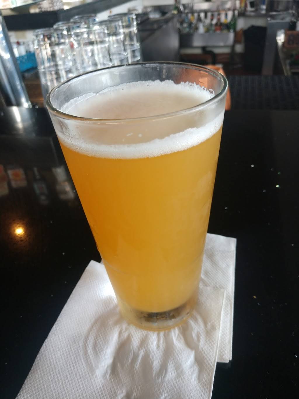 Remys Bar & Grill | restaurant | 130 Stony Point Rd, Santa Rosa, CA 95401, USA | 7075781963 OR +1 707-578-1963