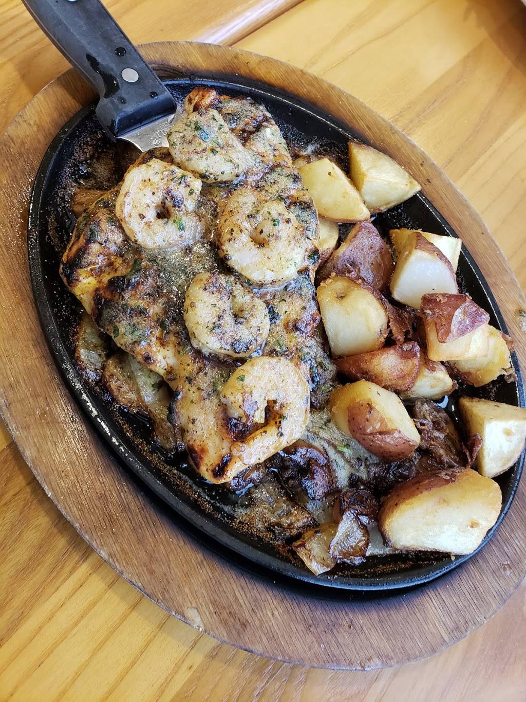 Applebees Grill + Bar | restaurant | 1 Richard E Byrd Terminal Dr #103, Richmond, VA 23250, USA | 8042221227 OR +1 804-222-1227