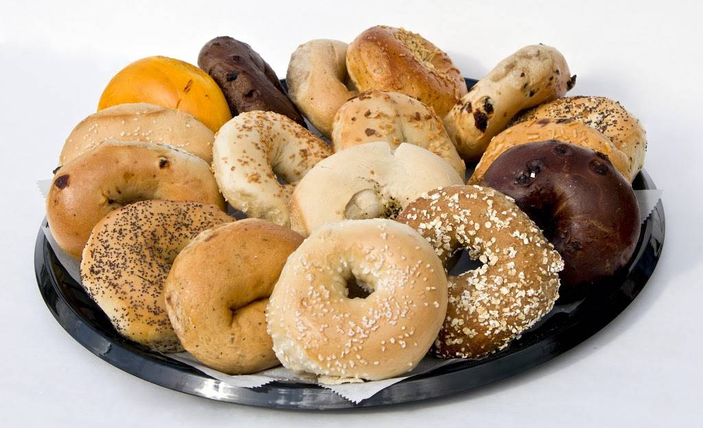 Makebs Bagels | bakery | 4352 Okeechobee Blvd, West Palm Beach, FL 33409, USA | 5612422700 OR +1 561-242-2700