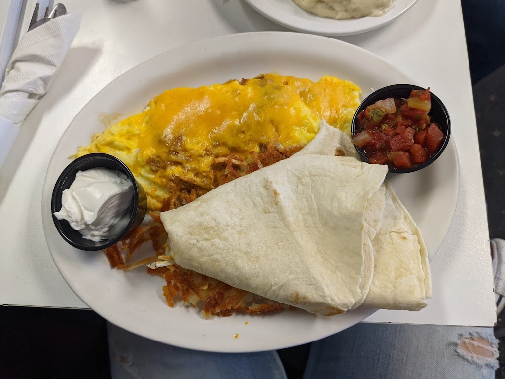 Gabbys Kitchen | restaurant | 2235 AZ-89, Chino Valley, AZ 86323, USA | 9286366003 OR +1 928-636-6003