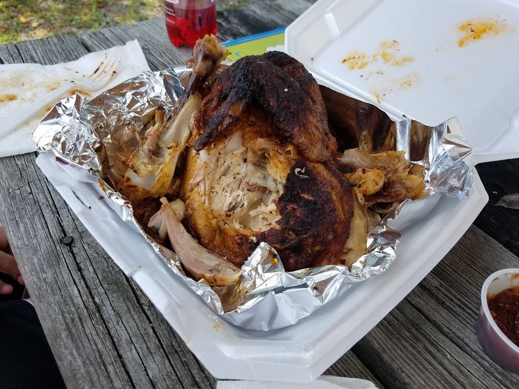 Paulies Pig Out | restaurant | 7376 Rockfish Valley Hwy, Afton, VA 22920, USA | 4343612001 OR +1 434-361-2001