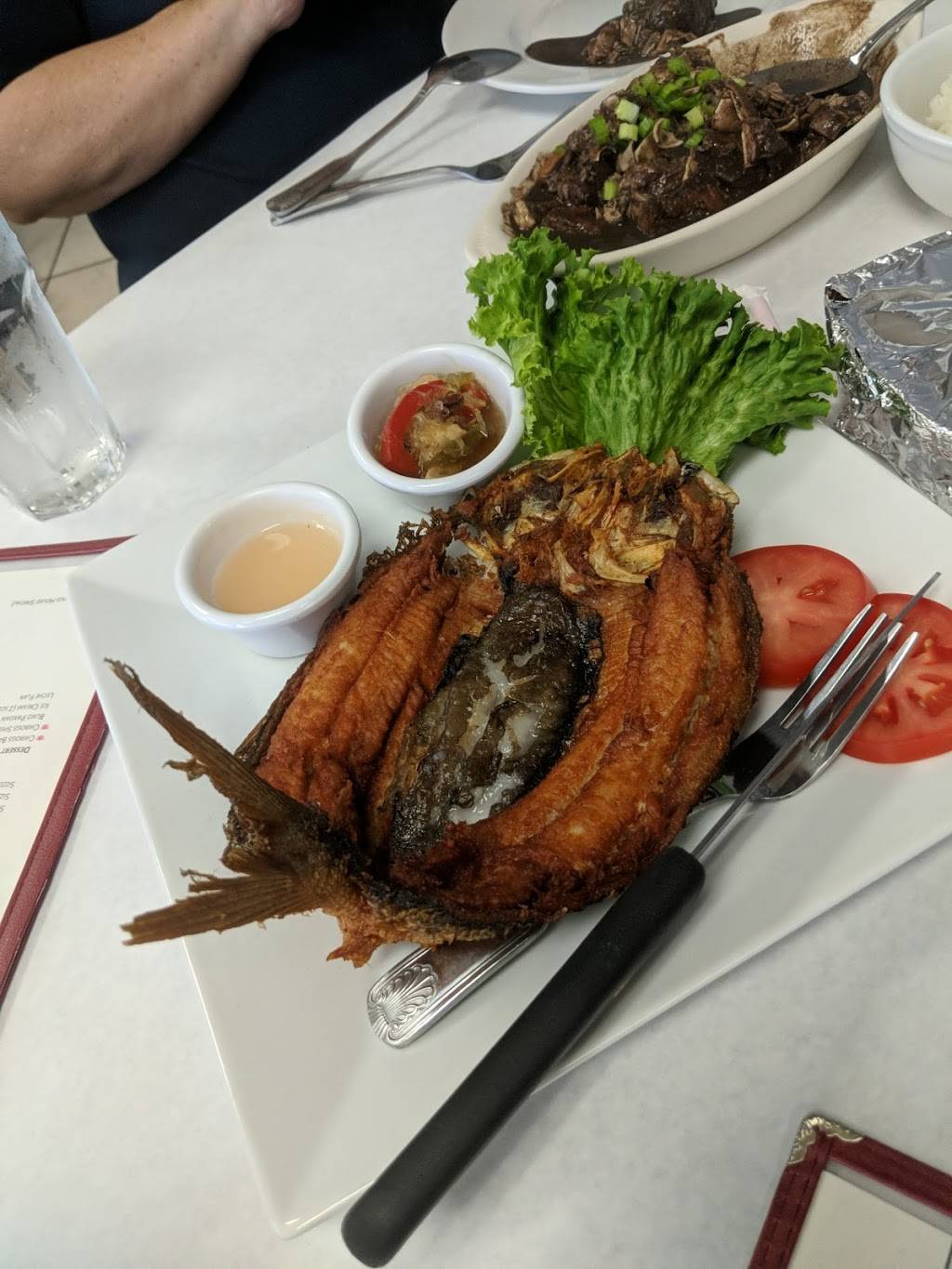 Chibogs | restaurant | 1925 W Temple St #103, Los Angeles, CA 90026, USA | 2139150025 OR +1 213-915-0025