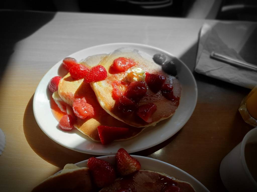 Sunset Grill | restaurant | 2610 Weston Rd, North York, ON M9N 2B1, Canada | 6473467300 OR +1 647-346-7300