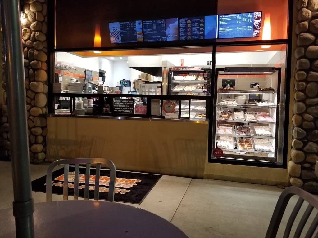 Dunkin | cafe | 23771 El Toro Rd, Lake Forest, CA 92630, USA | 9496003843 OR +1 949-600-3843