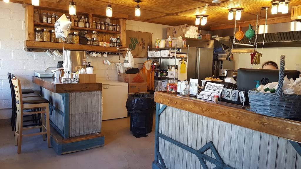 Tastebudz Southern Kitchen | restaurant | 363 E Broadway St, Newport, TN 37821, USA | 4235328550 OR +1 423-532-8550