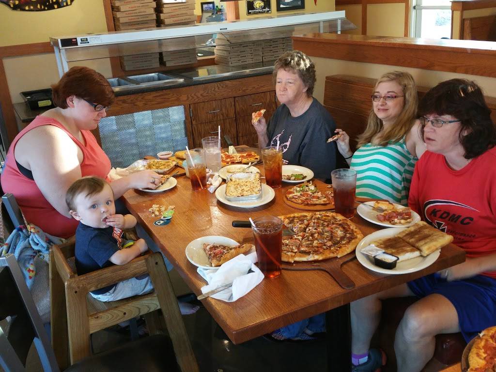 Pizza Hut | meal delivery | 1053 Brookway Blvd, Brookhaven, MS 39601, USA | 6018331659 OR +1 601-833-1659