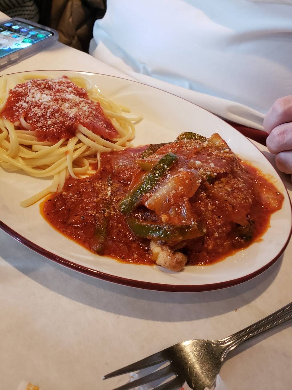 Arrabiatas Italian Restaurant | restaurant | 600 Dover Center Rd, Bay Village, OH 44140, USA | 4408359100 OR +1 440-835-9100