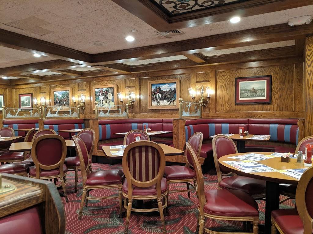 Royal Oak Diner | restaurant | 900 Station Rd, Bellport, NY 11713, USA | 6312865757 OR +1 631-286-5757