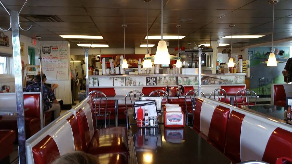Dons Drive-In | restaurant | 2030 US 31 N, Traverse City, MI 49686, USA | 2317149993 OR +1 231-714-9993