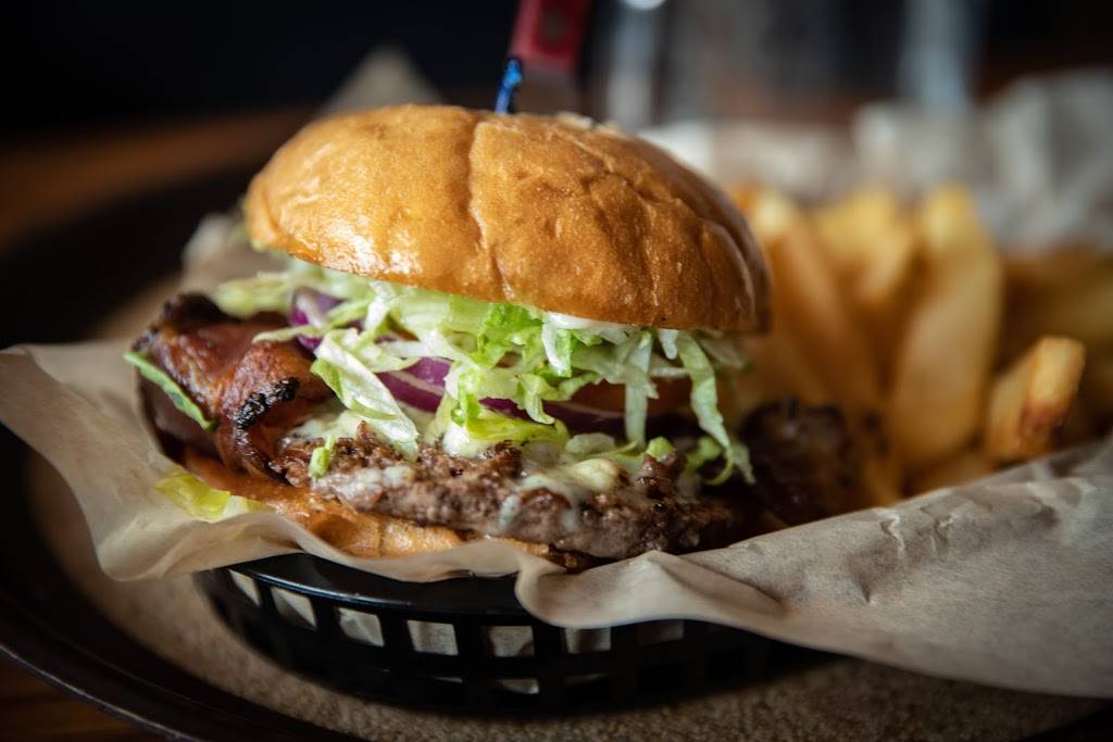 Big Reds Bar & Grill | restaurant | 11485 SW Scholls Ferry Rd #7168, Beaverton, OR 97008, USA | 5035794292 OR +1 503-579-4292