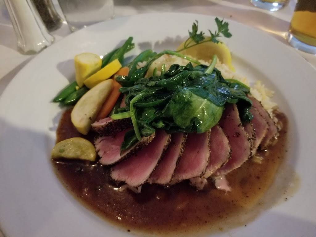 Wellington Restaurant | restaurant | 51 Huntington St, Shelton, CT 06484, USA | 2039290336 OR +1 203-929-0336