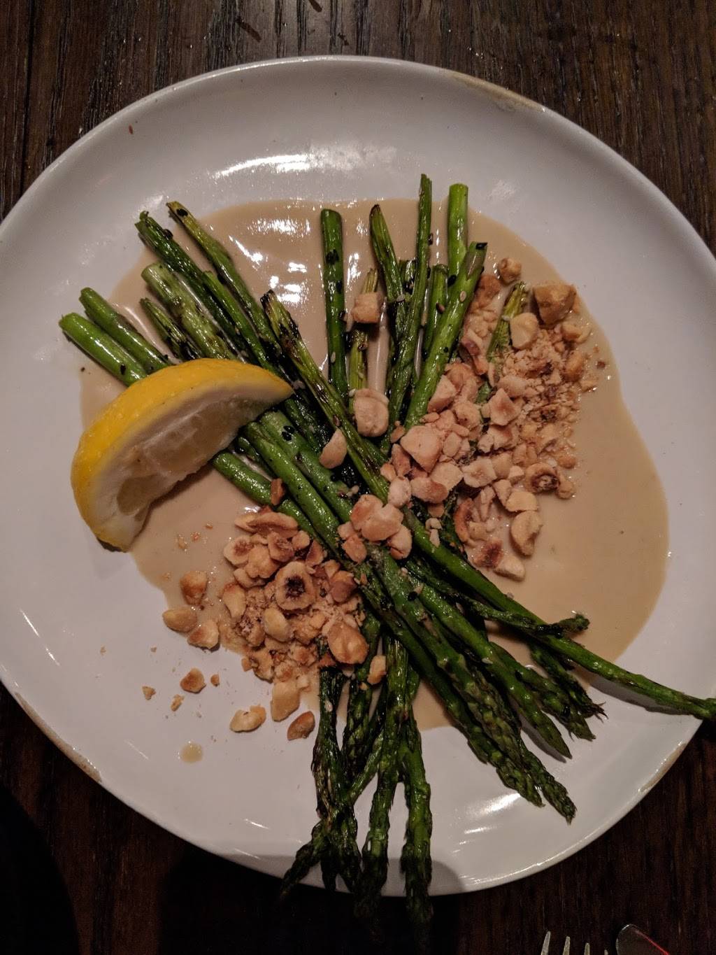 District Kitchen & Bar | restaurant | 40 West St, Pittsfield, MA 01201, USA | 4134420303 OR +1 413-442-0303