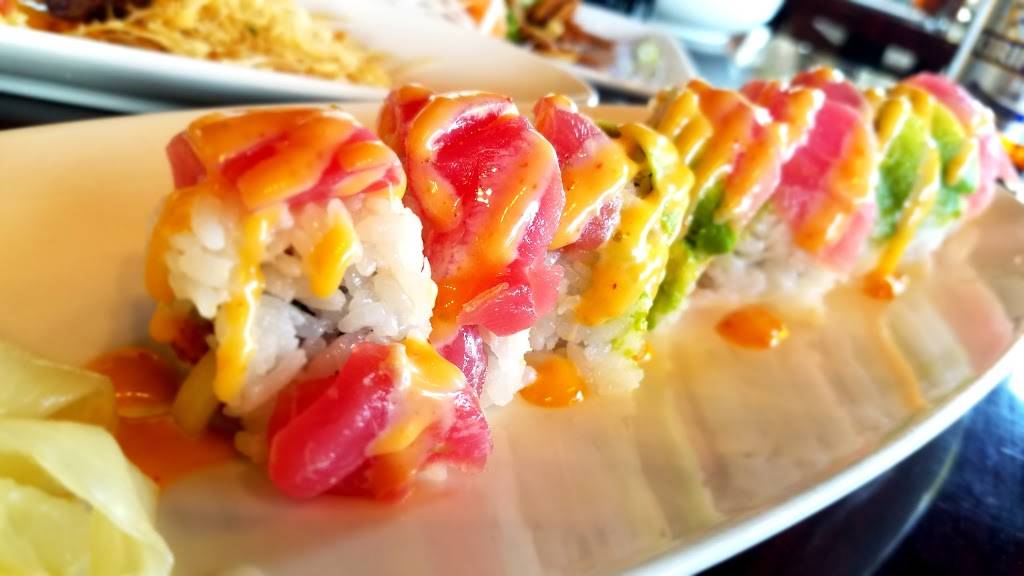 Fish In A Bottle Sushi & Grill | restaurant | 1205 E Imperial Hwy, Placentia, CA 92870, USA | 7145284000 OR +1 714-528-4000