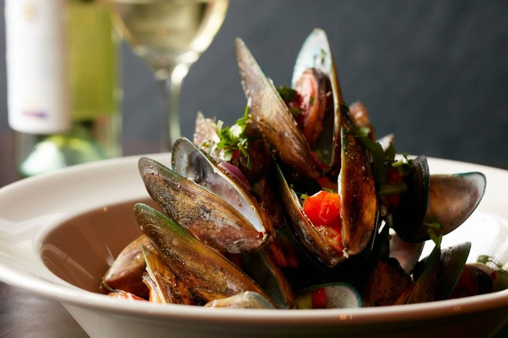 Amore Uptown | meal takeaway | 1601 W Lake St, Minneapolis, MN 55408, USA | 6128230250 OR +1 612-823-0250