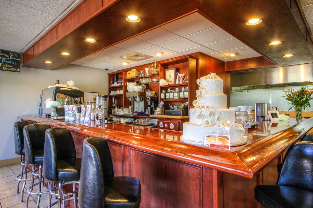 Rosies Coffee Bar & Bakery | bakery | 4604 Monona Dr, Madison, WI 53716, USA | 6084417673 OR +1 608-441-7673