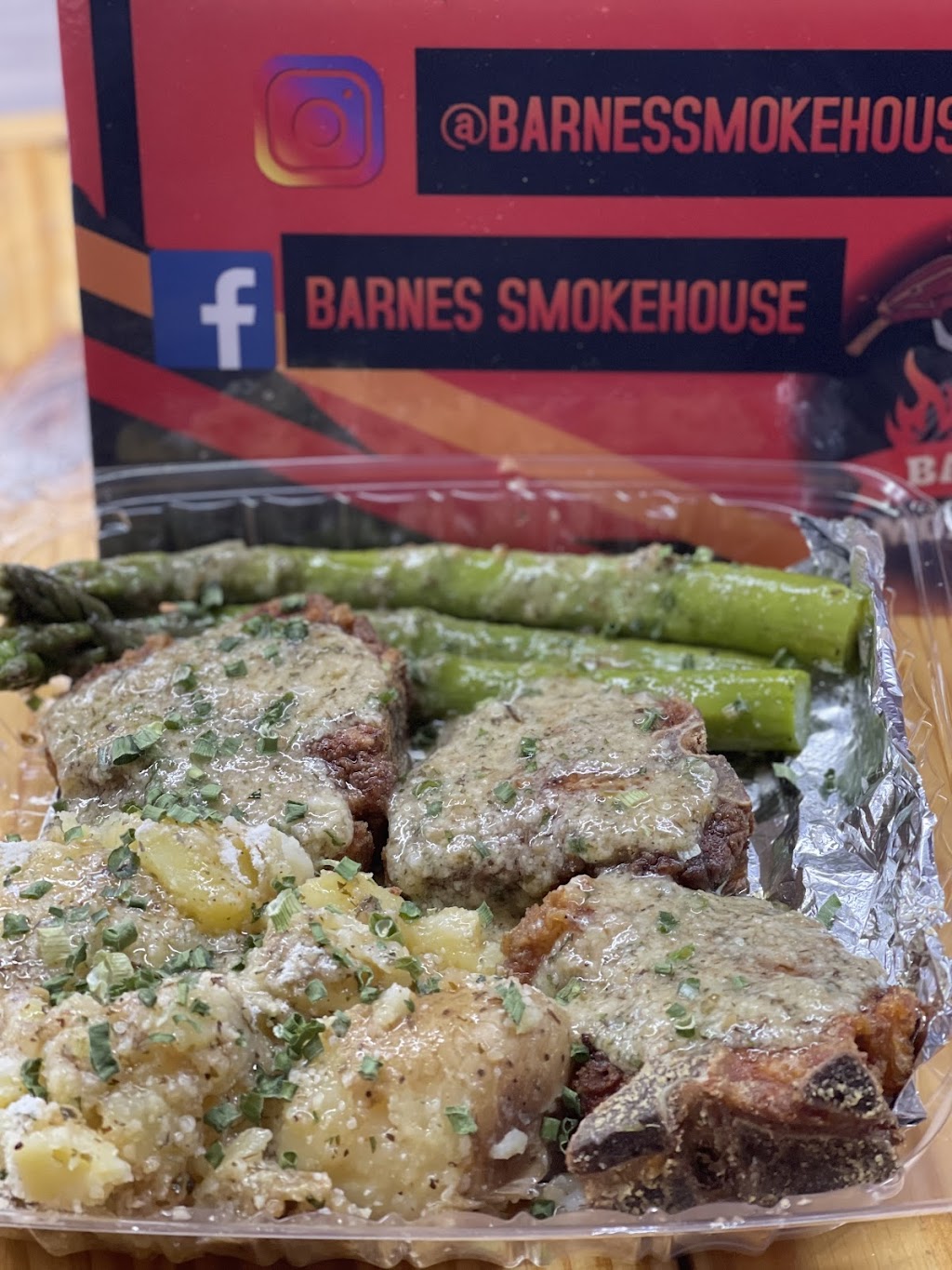 Barnes Smokehouse | restaurant | 14851 Gratiot Ave, Detroit, MI 48205, USA | 3132902953 OR +1 313-290-2953