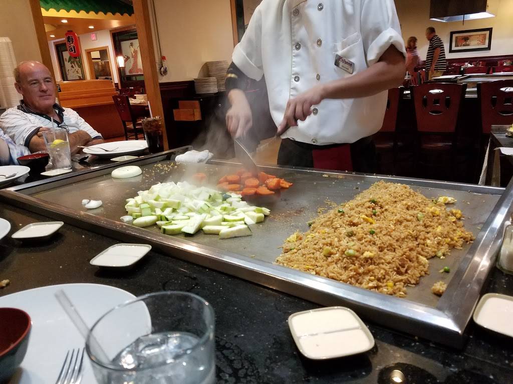 Fujiyama Japanese Seafood and Steak | restaurant | 5000 N Wickham Rd #111, Melbourne, FL 32940, USA | 3212556633 OR +1 321-255-6633